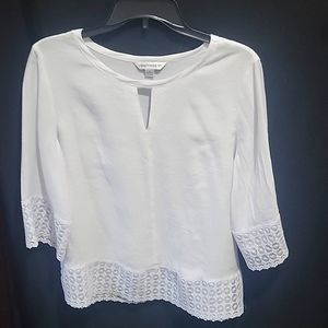 WHITE BLOUSE WITH LACE TRIM